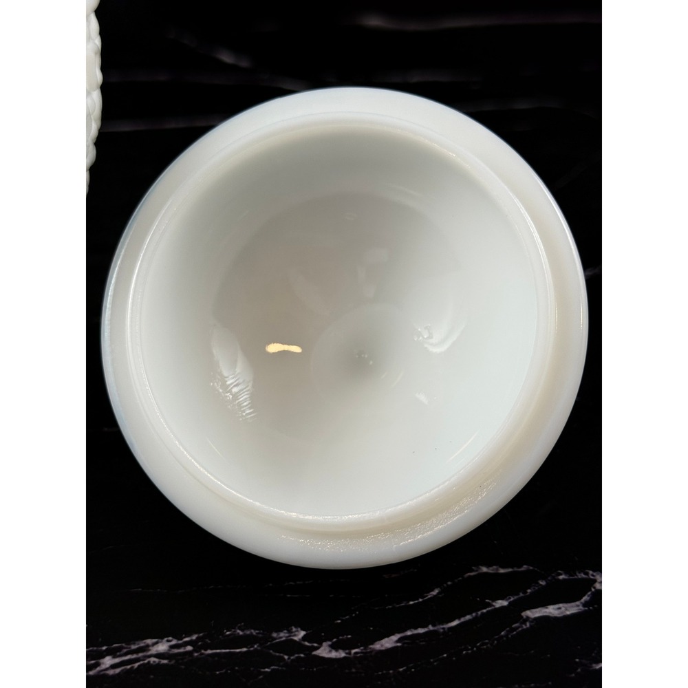 VTG 1960s Avon White Milk Glass Lidded Egg Pedestal Candy Dish 6in MINT! - Picture 6 of 10